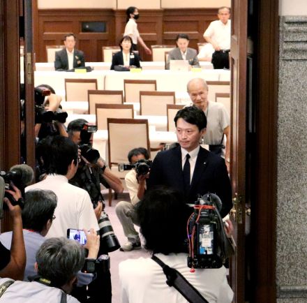 「これからしっかり考える」斎藤元彦兵庫県知事、全会一致で不信任可決も進退明言せず　可決５例目も過去解散なし