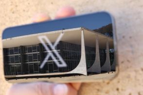 Ｘ、ブラジル最高裁に法定代理人提示へ　遮断命令解除に道