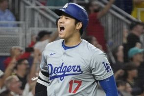 “51-51”到達の大谷翔平、“50号記念球”の行方について「キャッチしたファンはボールを持ち帰ってしまった…。ドジャースはボールを取り戻せなかった」と米記者報道