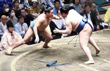 阿武剋が３日ぶりの白星で５勝目　残る２番の土俵に幕内残留をかける