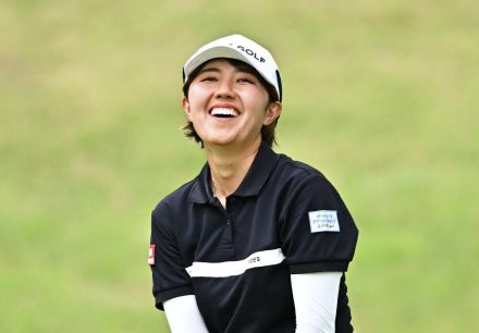 権藤可恋が通算12アンダーで単独首位、ツアー2勝目へ　中国新聞レディースカップ