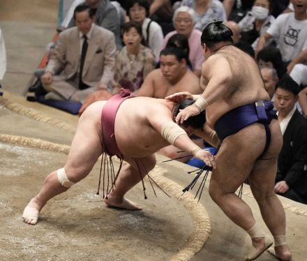 大栄翔が高安を圧倒して3場所連続勝ち越し！大関獲り起点づくりへ2桁勝利が必須「それが目標」