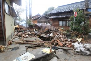 《異常な気候変動》災害避難において知っておくべきこと「もっとも重要なのは日頃の備え」「危険を感じたら早めに避難」「長靴よりスニーカー」