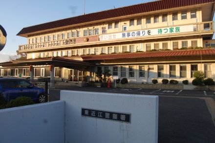 【速報】滋賀県東近江市の河川敷で男性死亡　所持品なし、顔の打撲や頭部出血