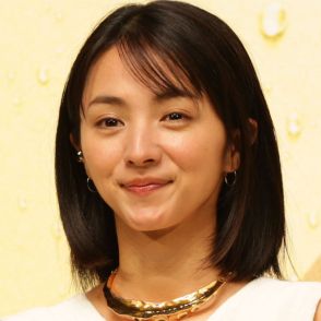 「ラストマイル」興収50億円の大ヒットでも…満島ひかり初の「最優秀主演女優賞」を阻む長澤まさみの存在