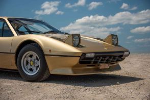 フェラーリ「308GTB」がなんと3700万円に！ FRPボディの「ヴェトロレズィーナ」に「金フェラ」だったことが高額の理由!?