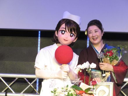 今年で20周年入山アキ子「歌う看護師として、皆さんを元気に」史上初の鍾乳洞コンサートも開催