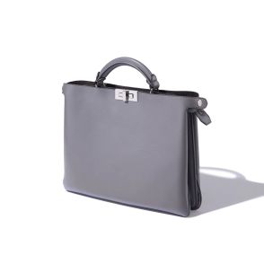 【大人が選ぶべき逸品バッグ】フェンディ｜名品バッグ「ピーカブー」のソフトバージョン【FENDI】